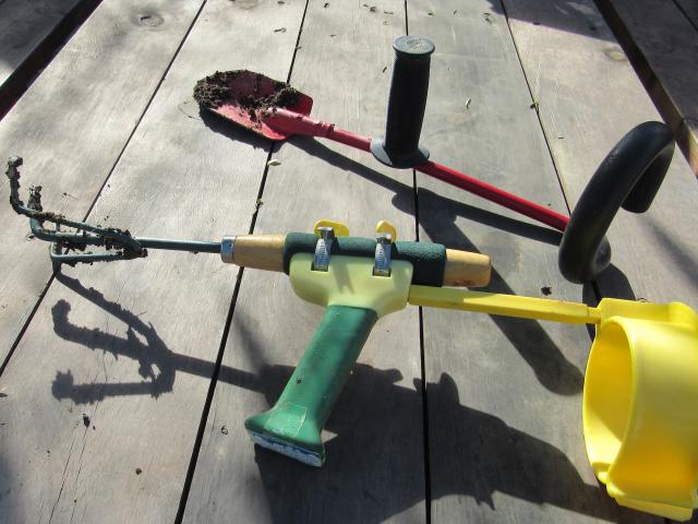 gardening AT tools